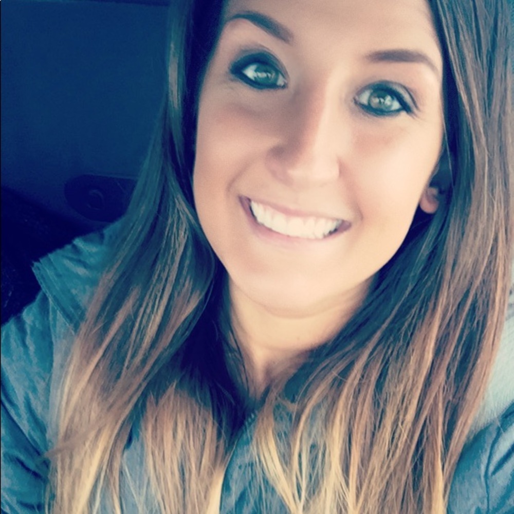 Meet your Posher, Cassie